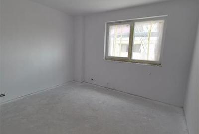 Apartament cu 3 camere decomandat în Berceni - 5