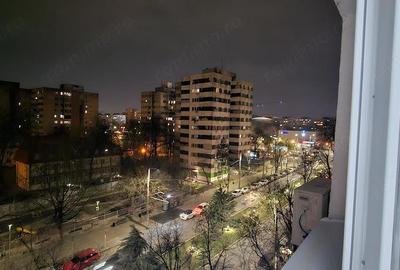 Apartament cu 2 camere decomandat în Drumul Taberei