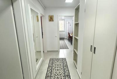 Apartament cu 2 camere decomandat în Tractorul - 7