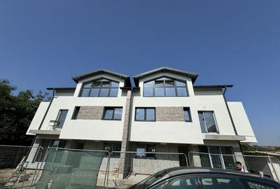 Duplex cu 4 camere cu Teren 135 Mp în Berceni - 3