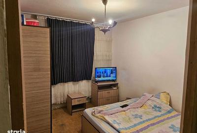 Apartament cu 3 camere decomandat în Apusului - 4