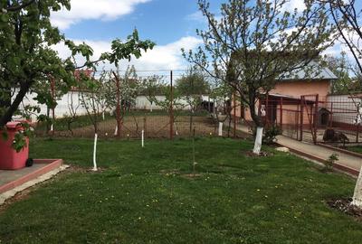 Casă individuală cu 6 camere cu Canalizare în Blejoi - 3