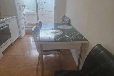 Apartament cu 3 camere decomandat în Central - 3