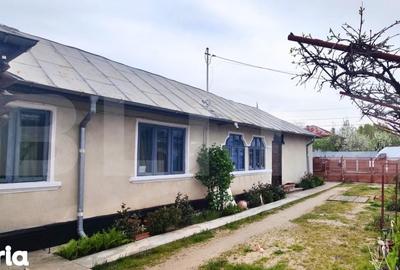 Casă cu 4 camere cu Teren 1660 Mp în Central - 11