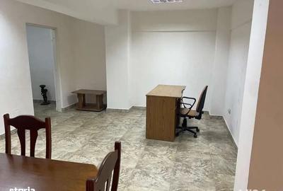 Spațiu comercial, de 20 mp, în Central - 5