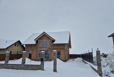 Vand casa la rosu, intabulata cu AC pana in 9/2027 - 3