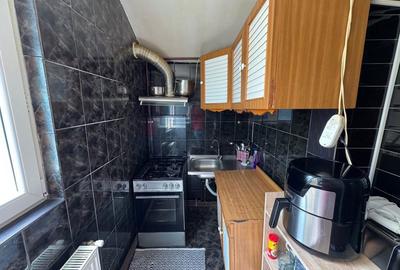 Apartament cu 3 camere decomandat în Valea Rosie - 2