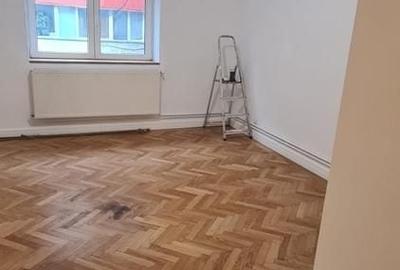 Apartament cu 3 camere decomandat în Dorobanți - 1