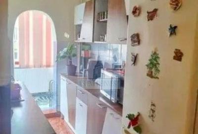 Ap 3 camere decomandat - zona Bartolomeu - 3