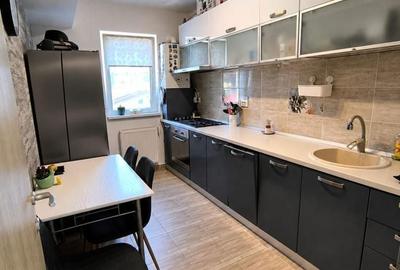 Apartament cu 3 camere decomandat în Central - 5