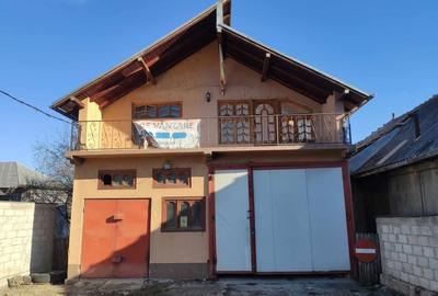 Casa si teren de vanzare Dambovita - 1