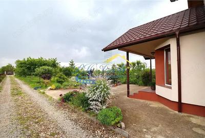 Casă cu Teren 1510 Mp în Urleta - 2