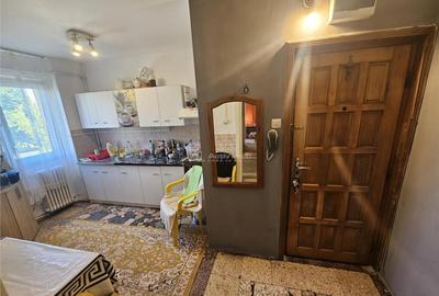 Resita, 2 Cam. Cf. 1, Et. 2, Micro 1 - 17