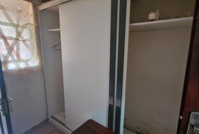 Garsonieră semidecomandată în Titan - 2