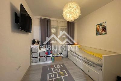 Apartament de vanzare 3 camere 2 bai gradina 74mp si parcare Selimbar - 9