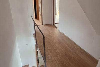 Casă cu 5 camere cu Teren 920 Mp în Central - 11