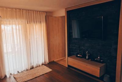 Casa / vila Platou Prundu - Craiovei , mobilata / utilata , finisaje moderne ! - 12
