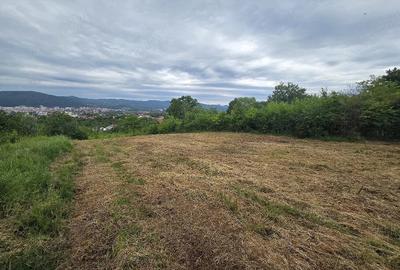 Teren de 1840 mp, în Feteni - 3