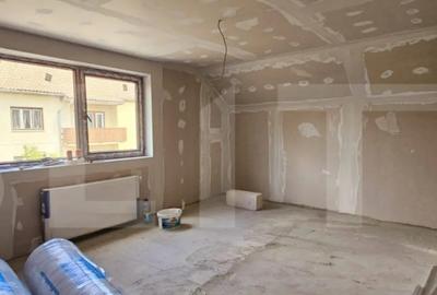 Casă cu 7 camere cu Teren 590 Mp în Semicentral - 9