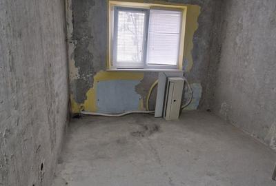 Apartament cu 3 camere decomandat în Școlilor - 2