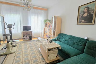 Casă individuală cu 7 camere cu Canalizare în Odobescu - 1