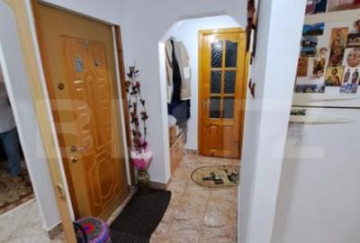 Apartament cu 2 camere decomandat, mobilat în Central