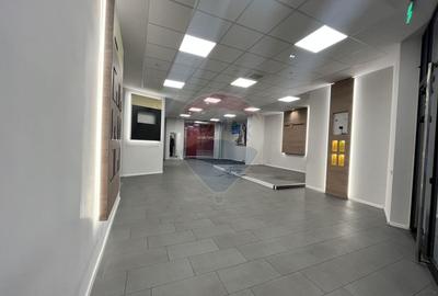 Spatiu Comercial Premium de Inchiriat - 1
