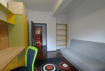 Apartament cu 3 camere decomandat, mobilat în 1 Mai - 17