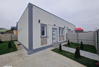 Casă cu 3 camere cu Canalizare în Central - 4