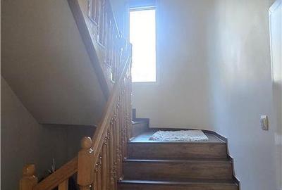 Casă cu 8 camere cu Teren 954 Mp în Calea Moldovei - 10