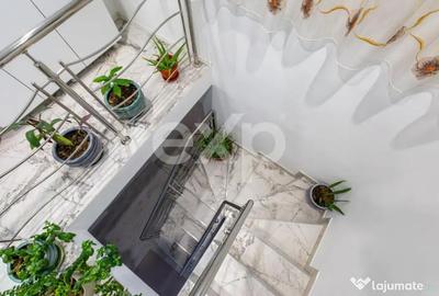 Casă cu 6 camere cu Teren 265 Mp în Mărgineni - 3