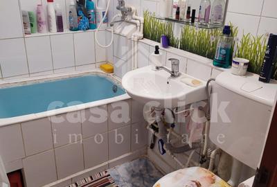 Apartament cu 3 camere semidecomandat, mobilat în Micro 19 - 11