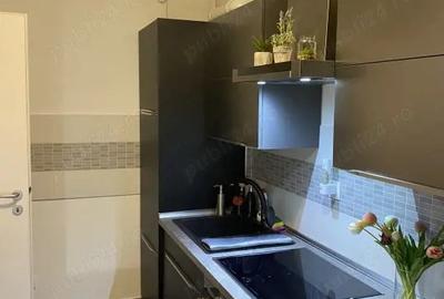 Apartament cu 3 camere semidecomandat în Central - 9