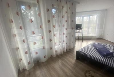 Spațiu comercial, de 1,800 mp, în Central - 1