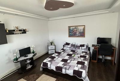 Casă cu 3 camere în Central - 1