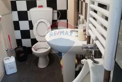 Birou, de 52 mp, în Unirii - 7