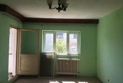 Apartament cu 2 camere decomandat în Mazepa 2