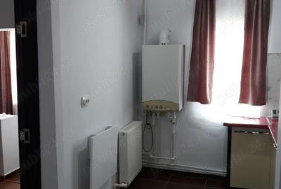 Garsonieră decomandată în Petros - 6