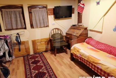 Casă cu 4 camere cu Teren 100 Mp în Central - 3