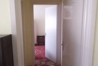 Apartament cu 2 camere semidecomandat în Govândari