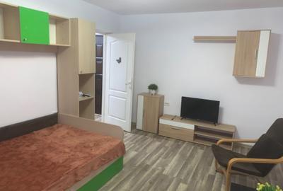 Garsonieră decomandată, mobilată în Central - 7