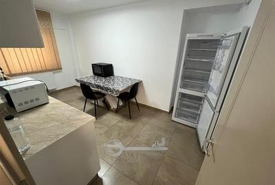 Apartament cu 3 camere decomandat, mobilat în Nicolina - 5