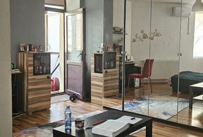 De vanzare Garsoniera tip studio Gorjului