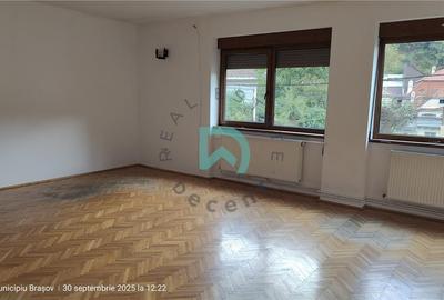 Casă individuală cu 8 camere cu Teren 380 Mp în Centrul Istoric - 1