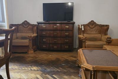 Apartament cu 3 camere decomandat în Central - 2