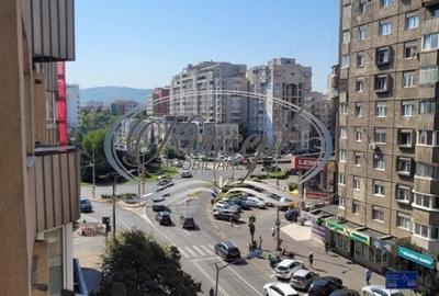 Apartament spatios in zona Pietei Marasti - 11