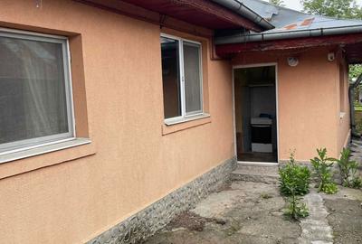 Casă cu 3 camere în Buciumeni - 2