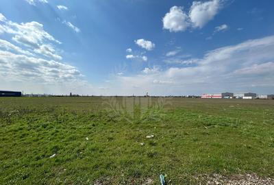 Teren Construcții intravilan de 9809 mp, în 9 Mai - 3