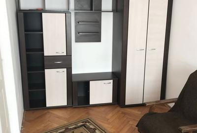 Apartament cu 3 camere decomandat în Cetate - 8