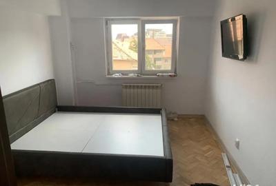 Apartament cu 2 camere decomandat în 1 Mai - 3